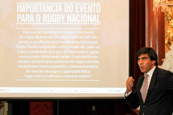 Créditos Carlos Rodrigues – Dr. António Cunha a apresentar o Festival de Rugby